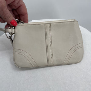 women Coach Wristlet Off-White Purse