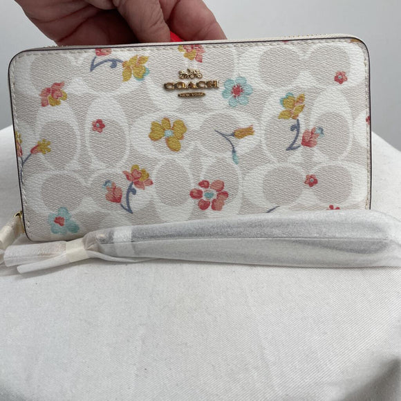 women Coach NWT Long Zip Wallet Mystical Floral Purse