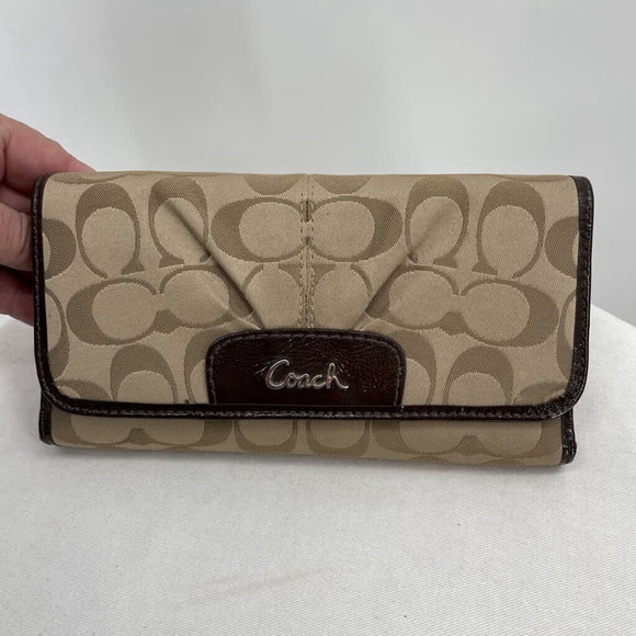 women Coach Ashley Signature Wallet and Checkbook Cover Brown Purse